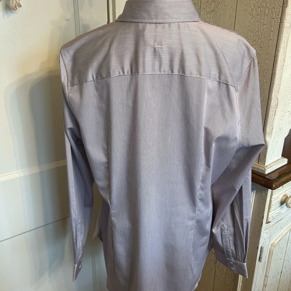 Banana Republic Tailored Fit Pinstripe Shirt - Picture 5 of 12